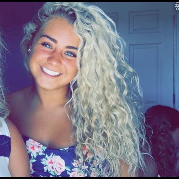 emilyhollis1